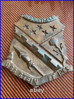 1972 BRASS US NAVY USS STEIN FF-1065 SHIPS CREST INSIGNIA PLAQUE Vietnam Origina
