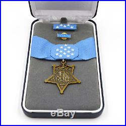Boxed US Medal Badge WW2 Order Orden Order of Medal Honor of Navy Rare