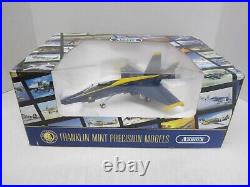 Franklin Mint Armour 1/48 B11B196 F-18 Hornet US Navy Blue Angels