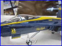 Franklin Mint Armour 1/48 B11B196 F-18 Hornet US Navy Blue Angels