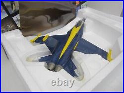 Franklin Mint Armour 1/48 B11B196 F-18 Hornet US Navy Blue Angels