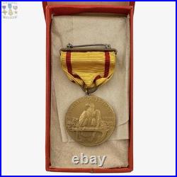 Lieut. Mathes U. S. Navy China Service Campaign Medal Wrap Brooch Titled Box Wwii