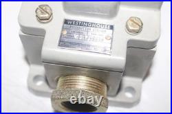 NOS US Navy Westinghouse type HDN push button station 45A7336G9