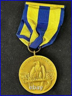 Original WWII United States Navy Expeditions Medal Medallio 1970 Pin