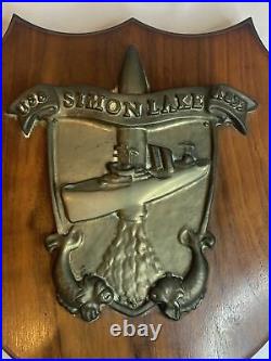 Rare Vintage USS Simon Lake AS33 Submarine Tender Solid Brass / Wood Wall Plaque