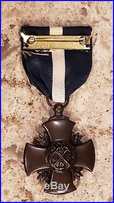 Rare Wwii Usmc Usn United States Black Widow Navy Cross Medal Military
