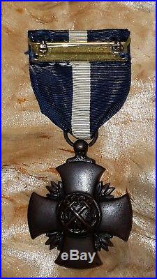 Rare Wwii Usn United States Navy Black Widow Cross Medal Military