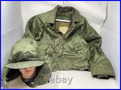 U. S. Navy Contract No DSA-1-2089-63-c Insulated Jacket Extreme Cold Weather Med
