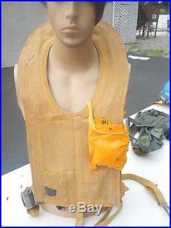 US Navy Mae West B-4 Life preserver AN6519-1 Dated June 29 1945 MFG US Rubber