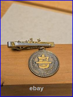 USS Valdez DE-1096 Navy Commissioning Medal & Clip Navy CPO Estate RARE SET