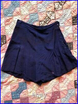 Vintage 1930s Navy Blue Silky Rayon Shorts Pleats Side Button Sportswear Antique