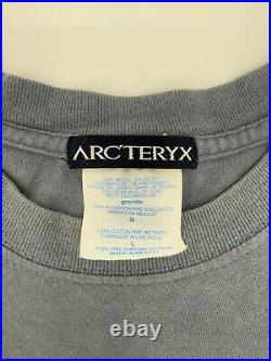 Vintage Arcteryx Equipment T-Shirt Mens Large Gray 90s Outdoor Gorpcore