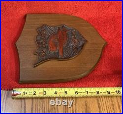 Vintage USS HALIBUT SSN 587 SOLID BRASS MEDALLION ON WOODEN PLAQUE VERY GOOD