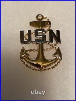 Vintage United States Navy USN Fouled Anchor Old Militaria Army Hat Pin Chief