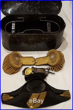WW2 US Navy Commander Cocked Hat Epaulets Cross Belt Case