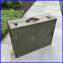 WWII Era US NAVY Aviation Seapack OSHKOSH Miltary Suitcase Luggage