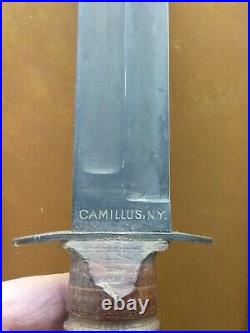WWII WW2 USN Mark 2 CAMILLUS FIGHTING KNIFE MINT CONDITION Never Used