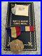 WWII-Wrap-Brooch-Navy-Marine-Corps-Medal-With-Box-Ribbon-Lapel-01-miqr